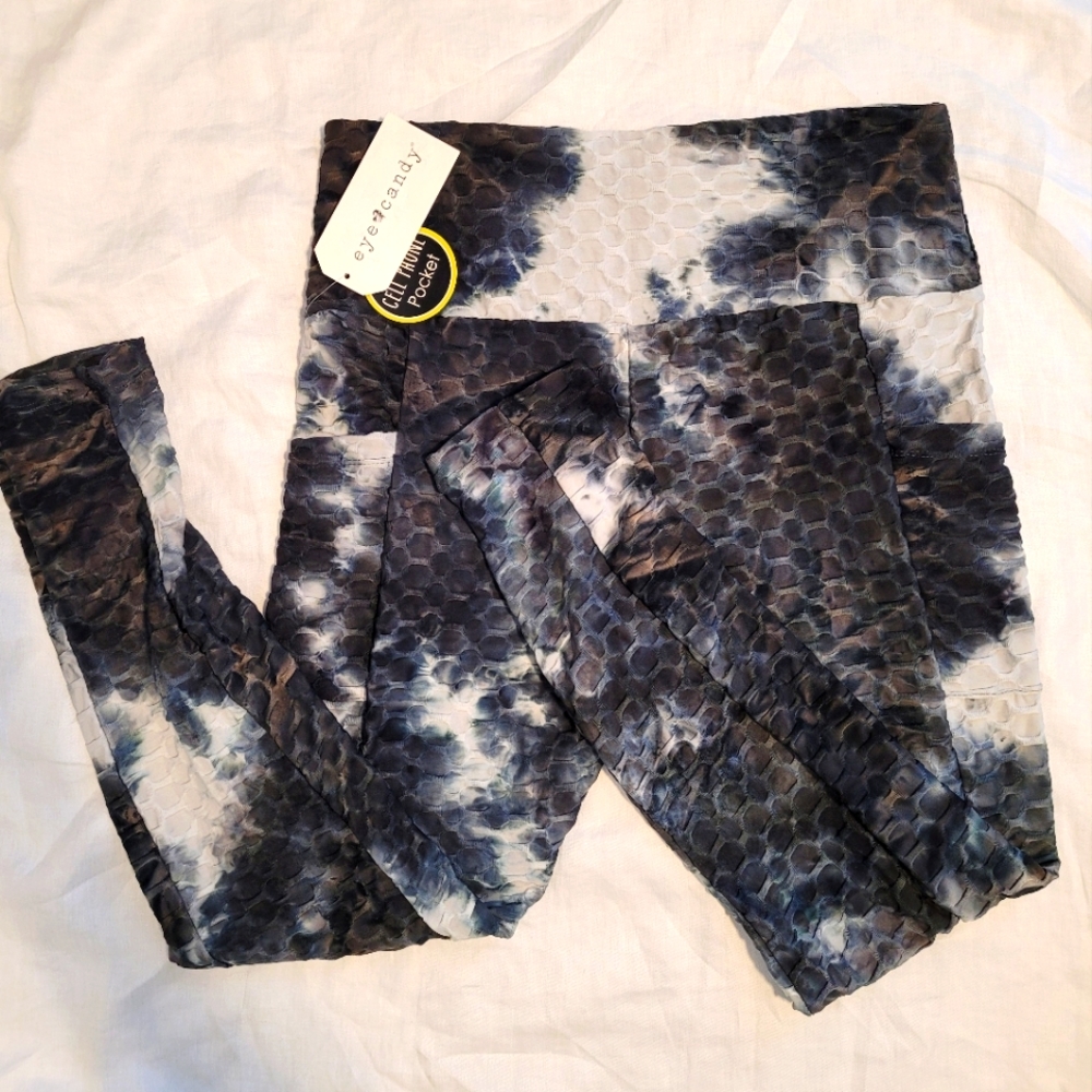 Eye candy women's athletic workout pants waffle pattern size small